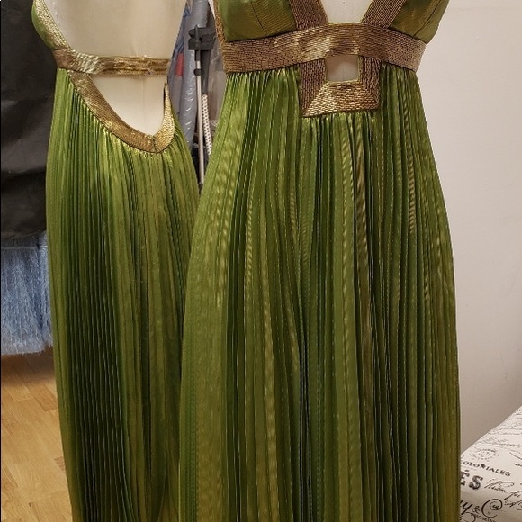 Free - Picture 3 of 4